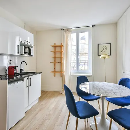 11#appartement 4pers#sevres-lecourbe#necker Párizs