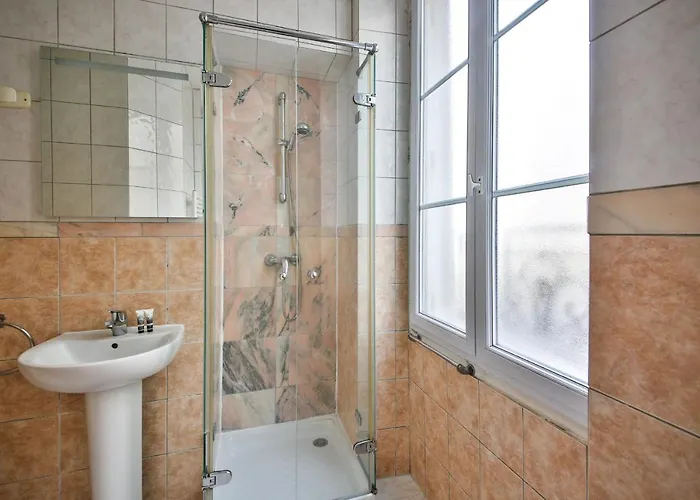 11#appartement 4pers#sèvres-lecourbe#necker * Parigi
